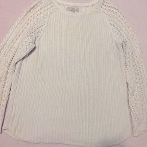 Loft white women’s XL sweater.